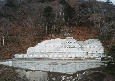 坂巻地すべり防止工事
